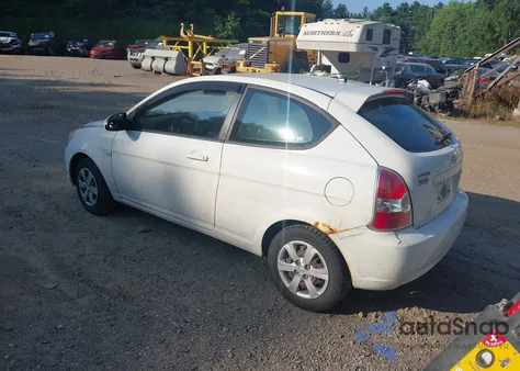 2009 Hyundai Accent Gl/Gl Sport/L z USA, uszkodzony, nr VIN KMHCN35C29U133332